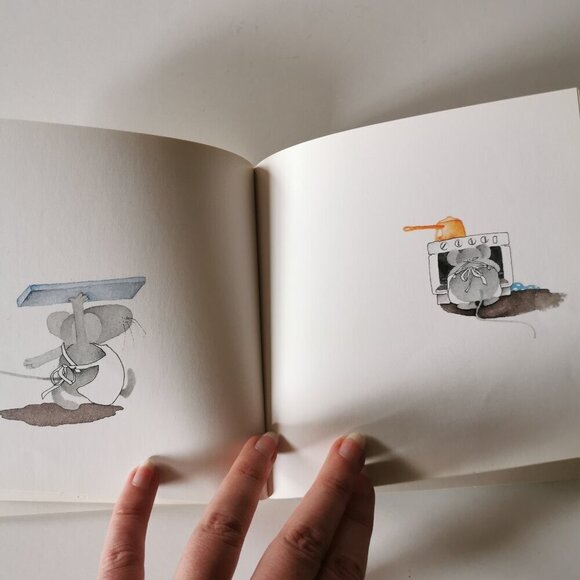 Merry Christmas Max by Hanne Turk Book Green Holiday Cookies Cute Mouse - Picture 9 of 10